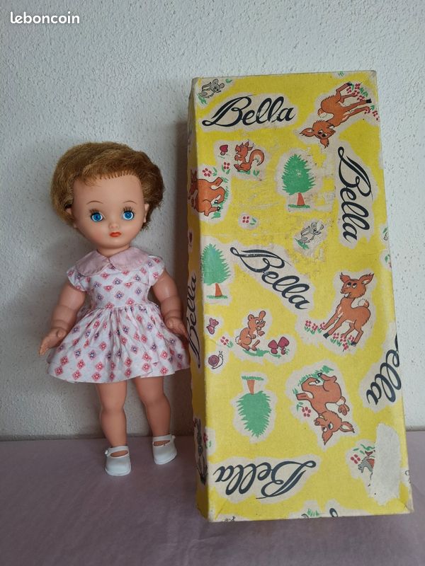 Poupée Bella En Boîte - Vintage Plastique - Occasion