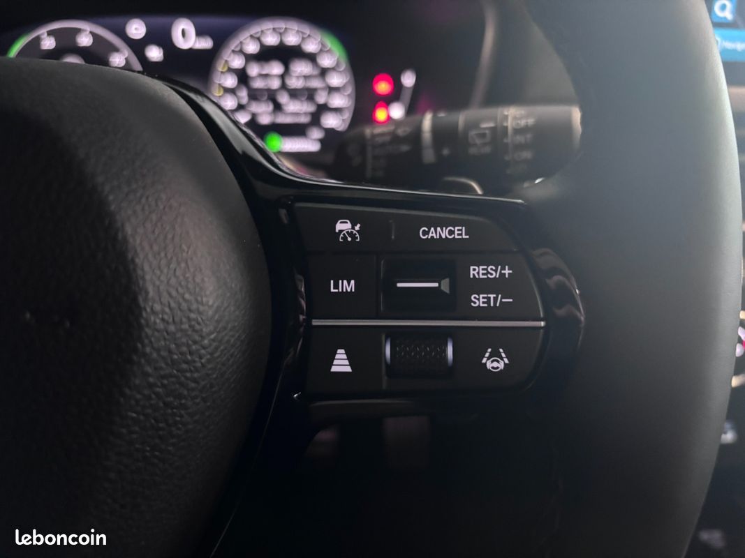 HONDA CIVIC E:HEV 2.0 i-MMD Advance - Toit Ouvrant / BOSE (image 20)