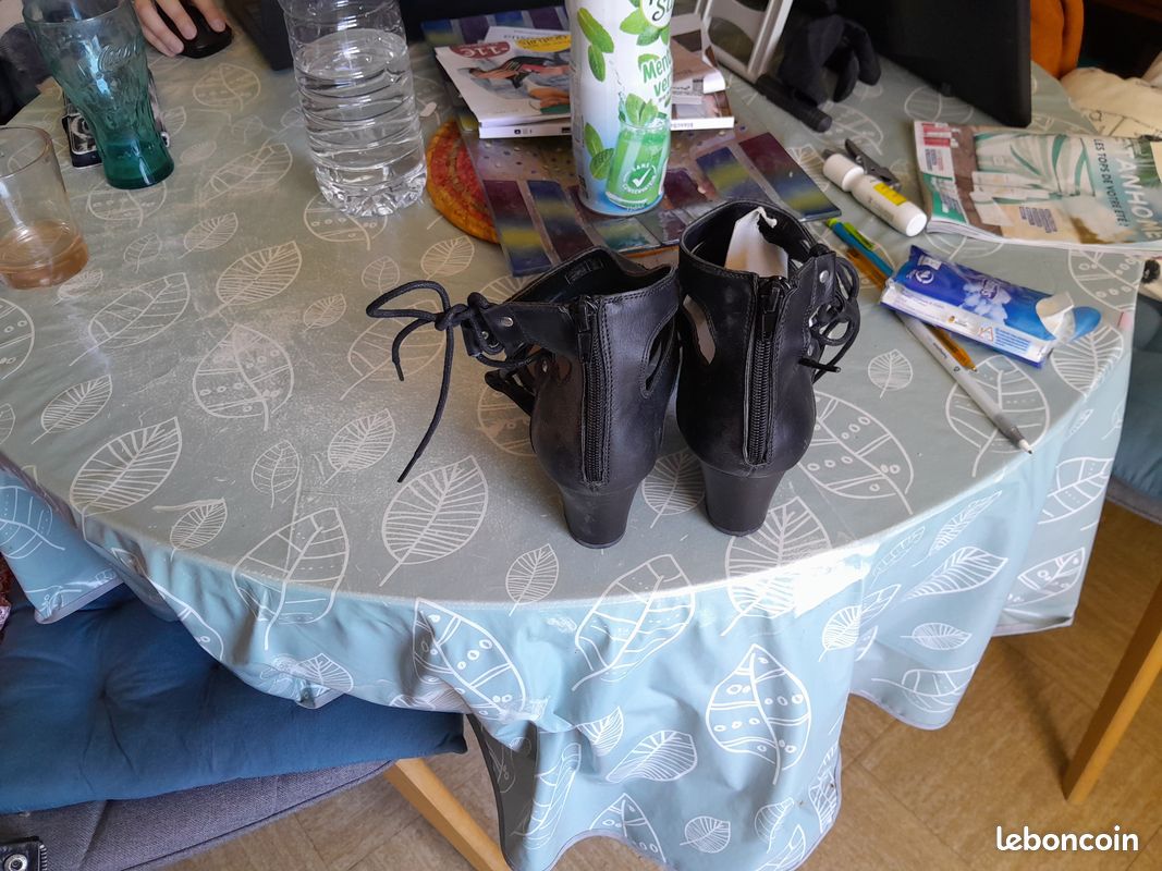 Bottillons et chaussures à vendre (image 4)