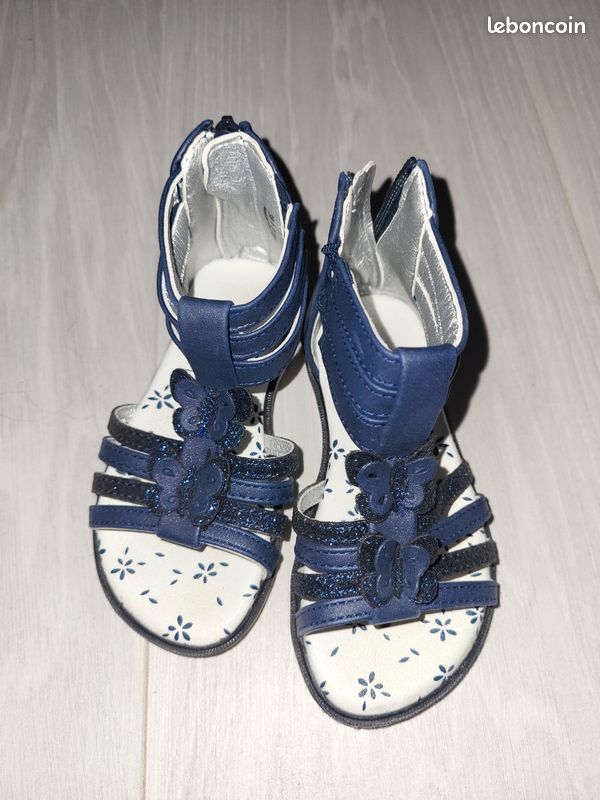 Sandale fille taille 24 (image 2)