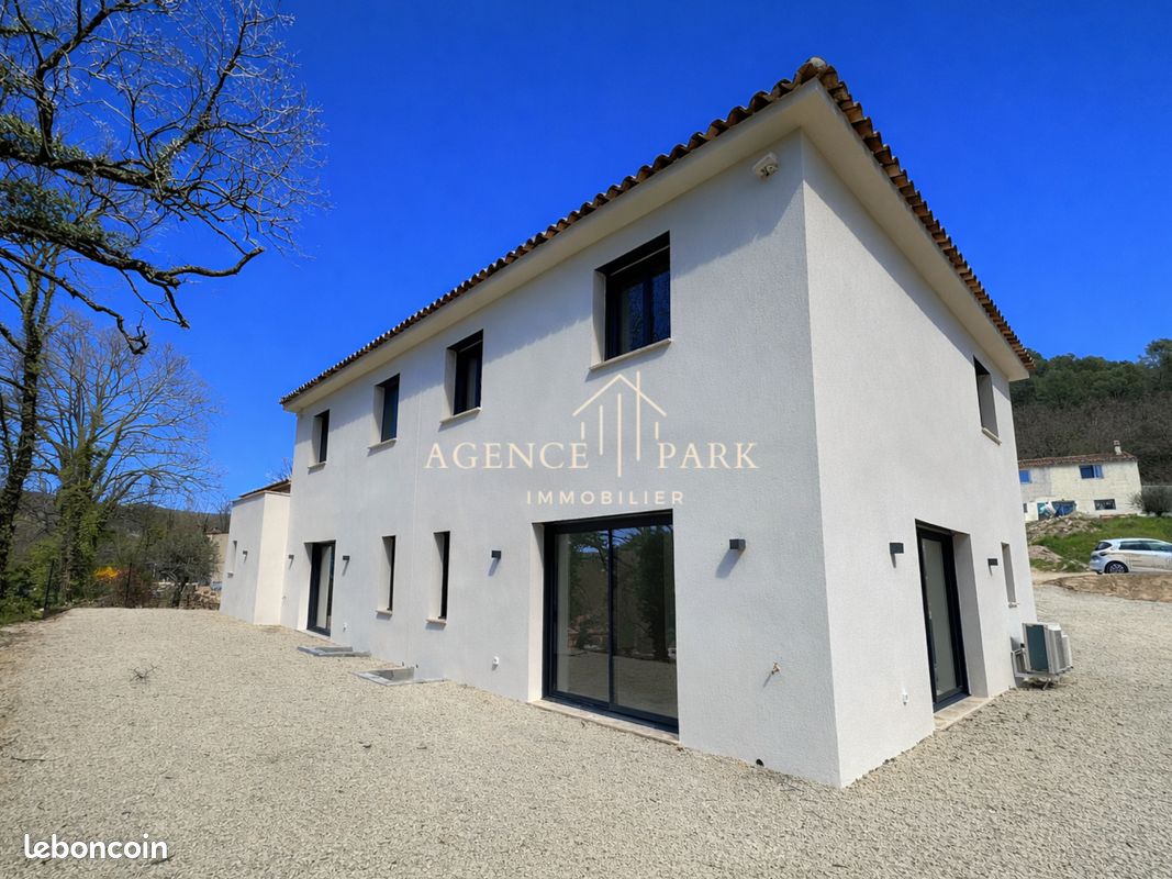 Maison 8 pièces 200 m² · à Salernes · 200 m² · 480 000 €