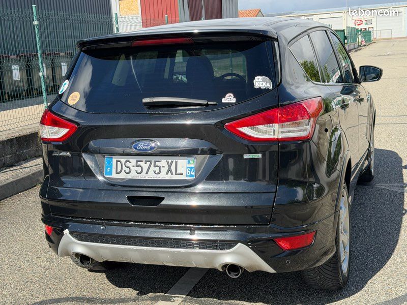 Ford Kuga 1.5 EcoBoost S&S 150 Titanium 4X2 (2015, 174000 Km) (image 3)