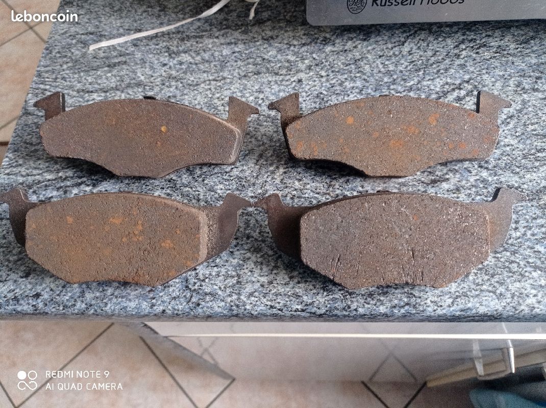 Plaquettes De Freins Avant ATE - Pour Ford Capri, Escort, Granada, Taunus - Occasion - Pièces Neuves D'époque