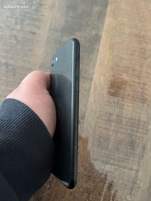 Iphone SE 2020 128go (noir) (image 5)