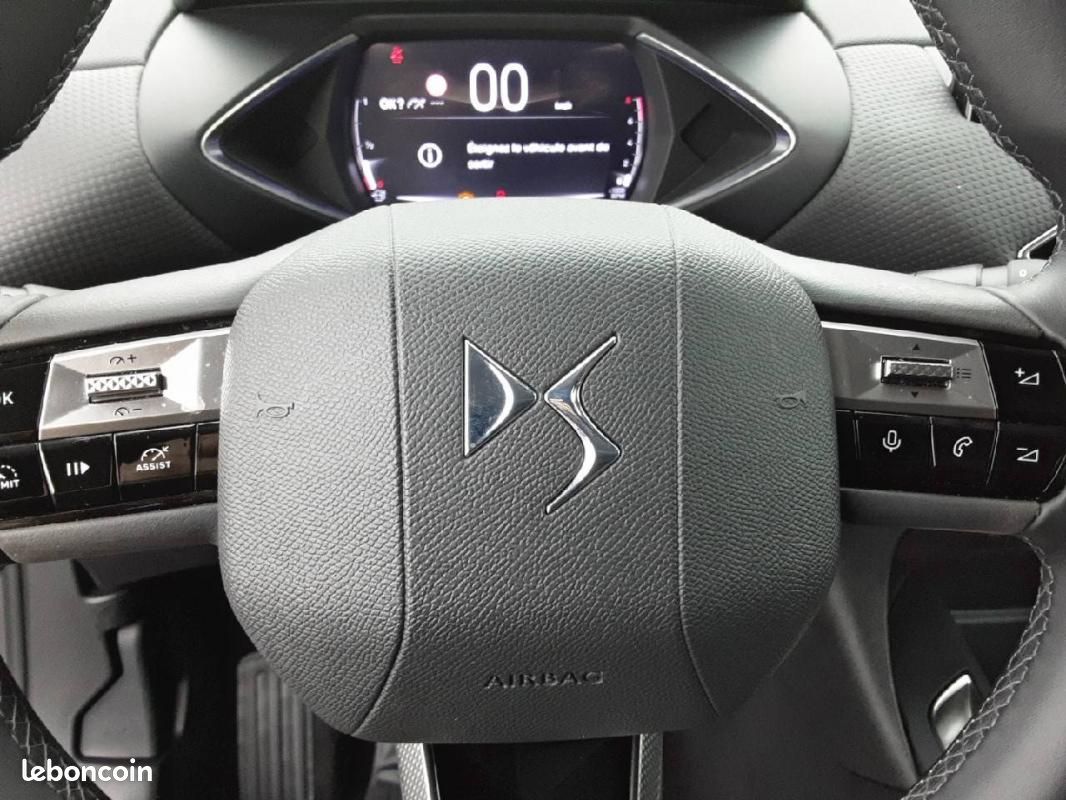 DS 3 PureTech 100 BVM6 - Bastille (image 19)