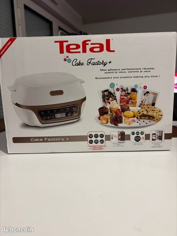 Machine à Cupcakes Teffal Cake Factory 1200W – Rose – Très Bon état
