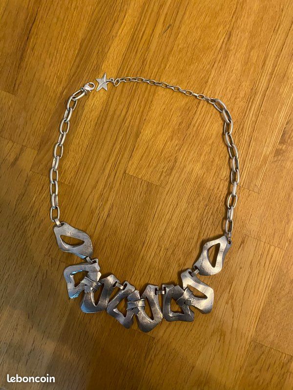 Collier effet brossé (image 1)