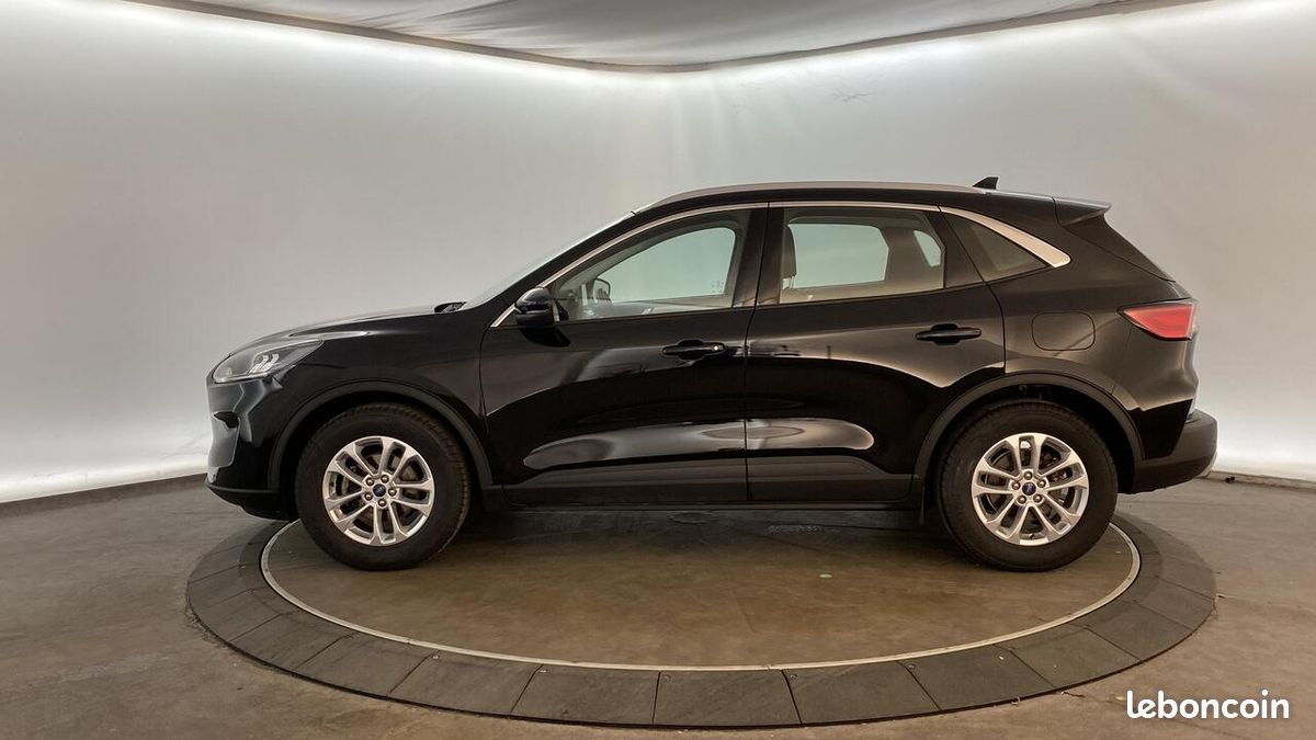 Ford Kuga 1.5 EcoBlue 120 ch Titanium (image 8)