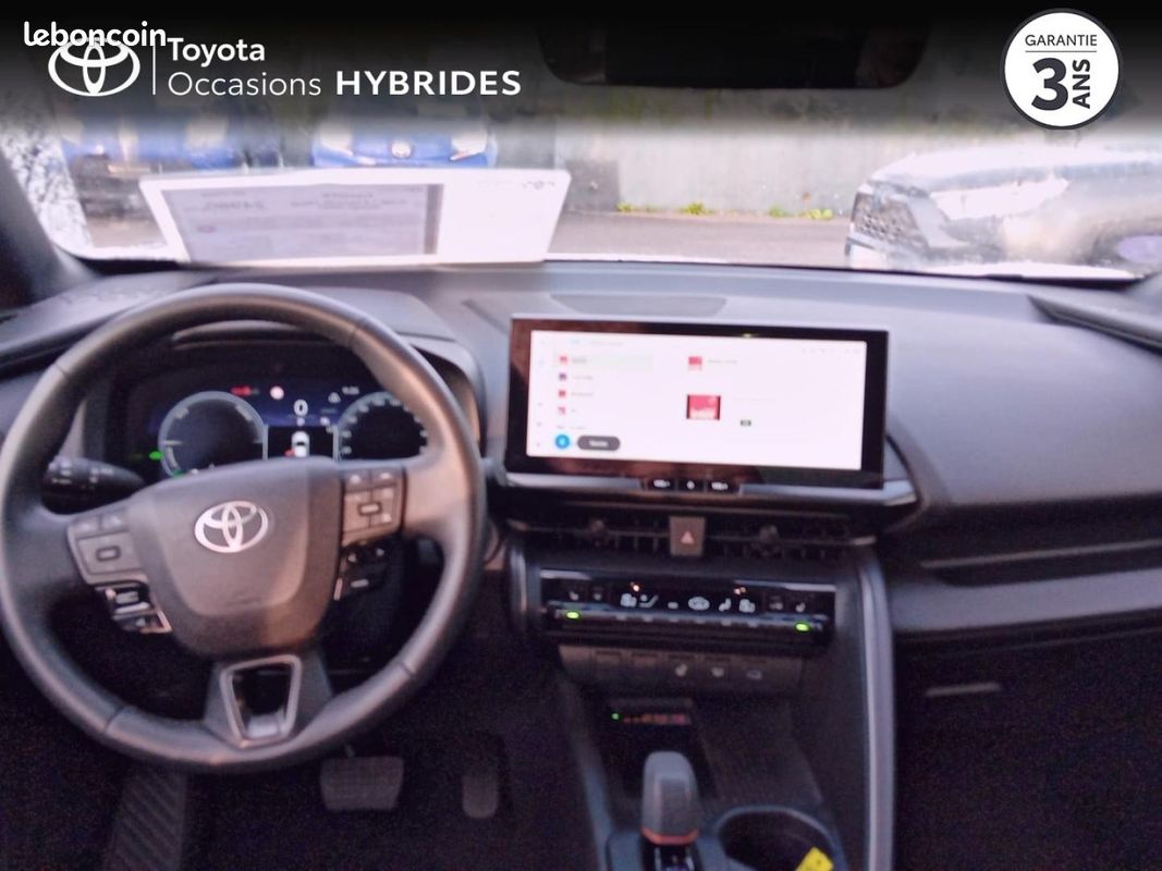 Toyota C-HR 1.8 Hybride 140ch Design MY25 (image 32)