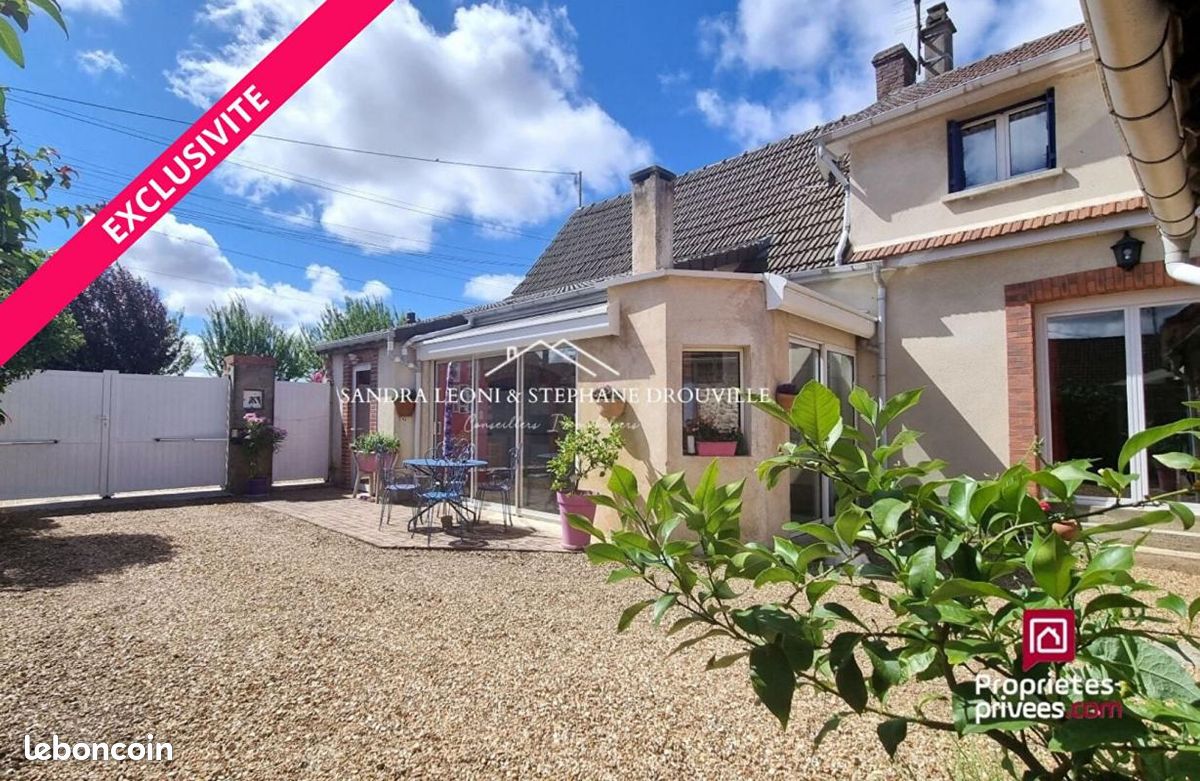 Maison 7 pièces 166 m² · à Chartres · 166 m² · 264 000 €