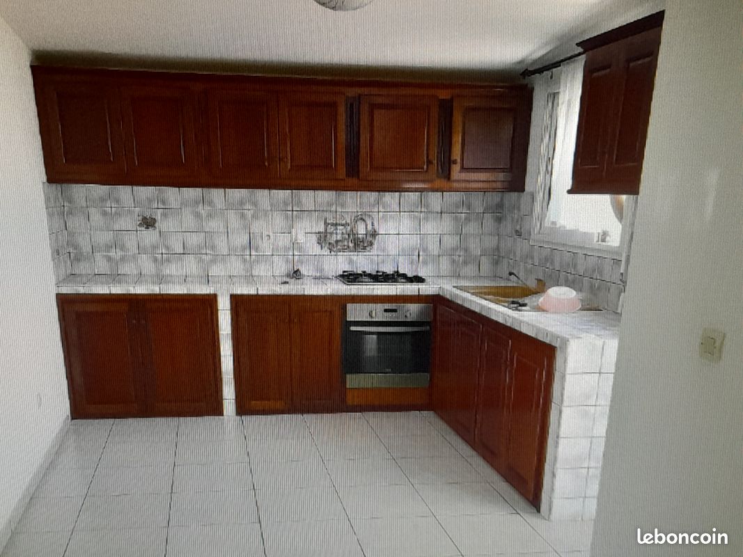 Maison 4 pièces 95 m² · à Saint-Joseph · 95 m² · 930 €