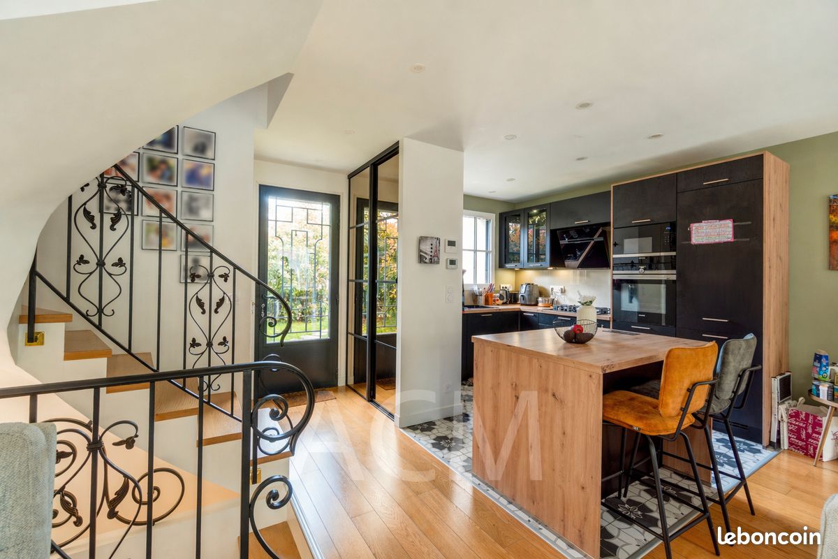 Maison 6 pièces 102 m² · à Maisons-Laffitte · 102 m² · 995 000 €
