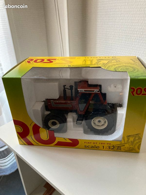 Tracteur miniature 1/32