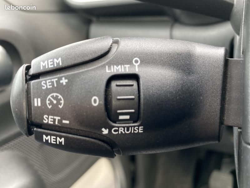 Citroen C3 1.2 PureTech 83ch S&S YOU (image 13)