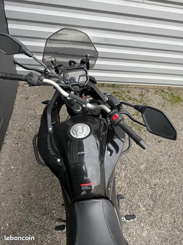 Voge 300 DS (image 3)