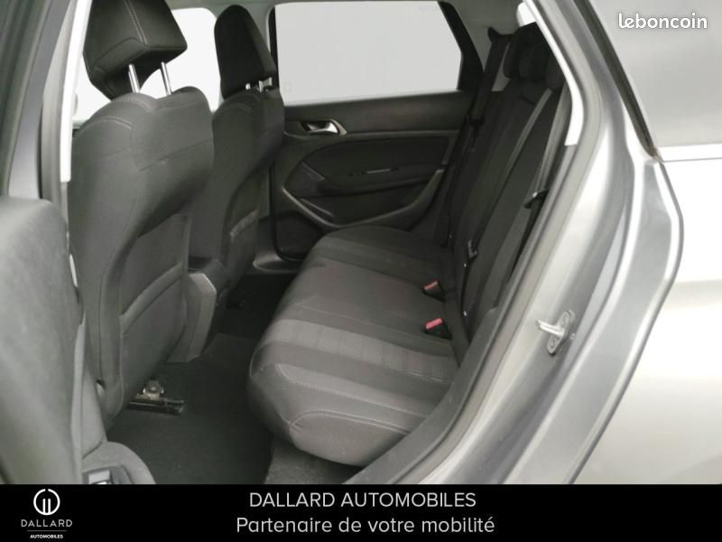 Peugeot 308 SW 1.2 PureTech 130ch Allure S&S EAT6 (image 10)