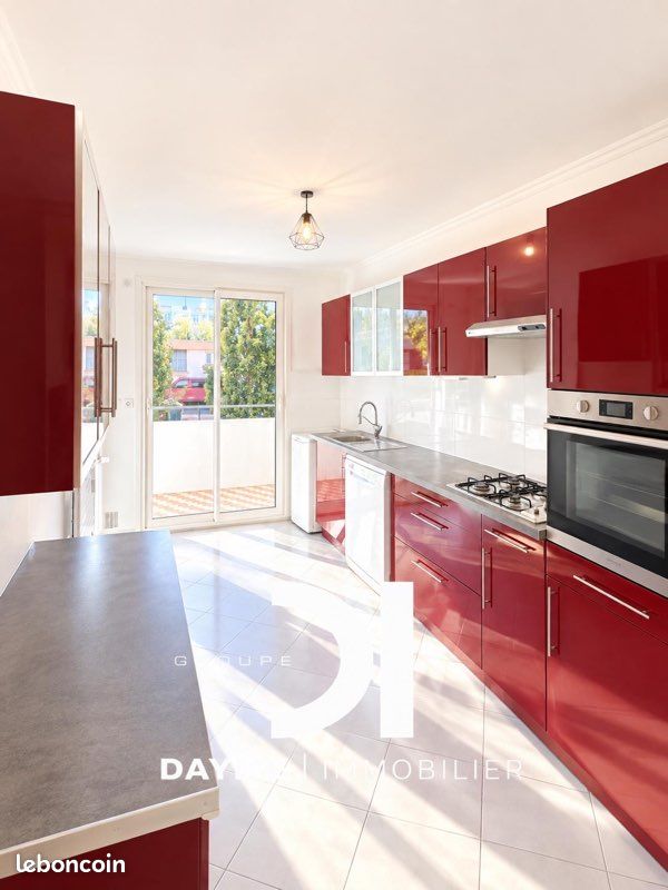 Appartement 3 pièces 83 m² · à Bron · 83 m² · 274 000 €