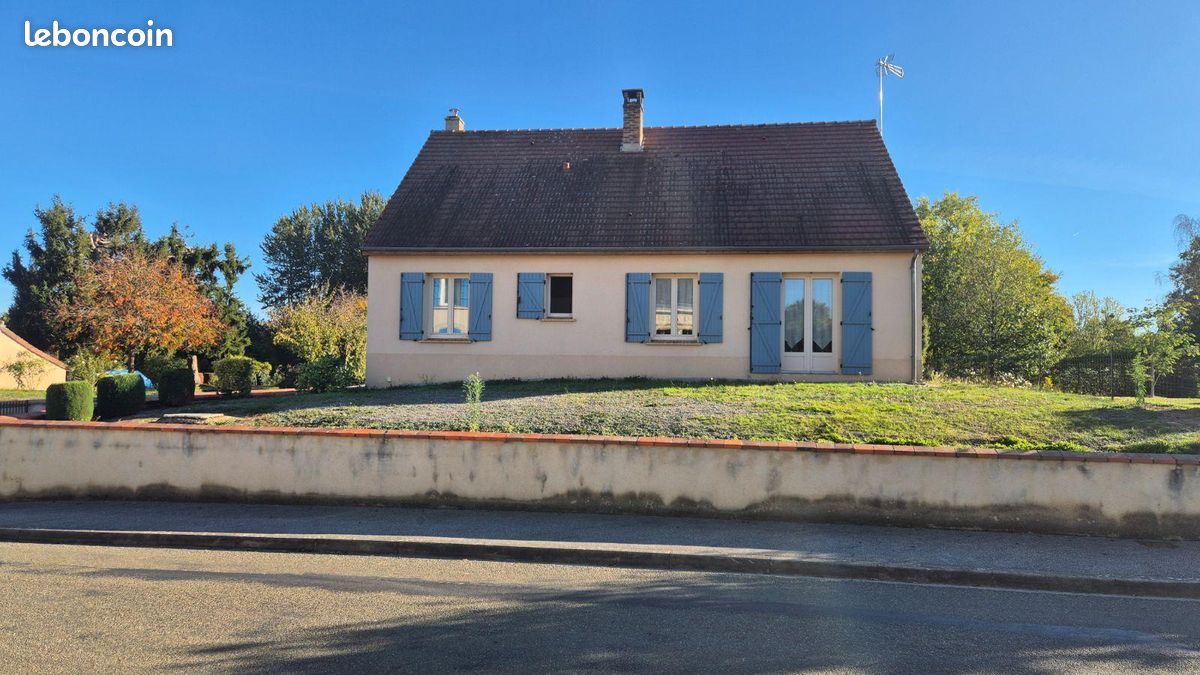 Maison 5 pièces 90 m² · à Saint-Georges-du-Rosay · 90 m² · 148 400 €