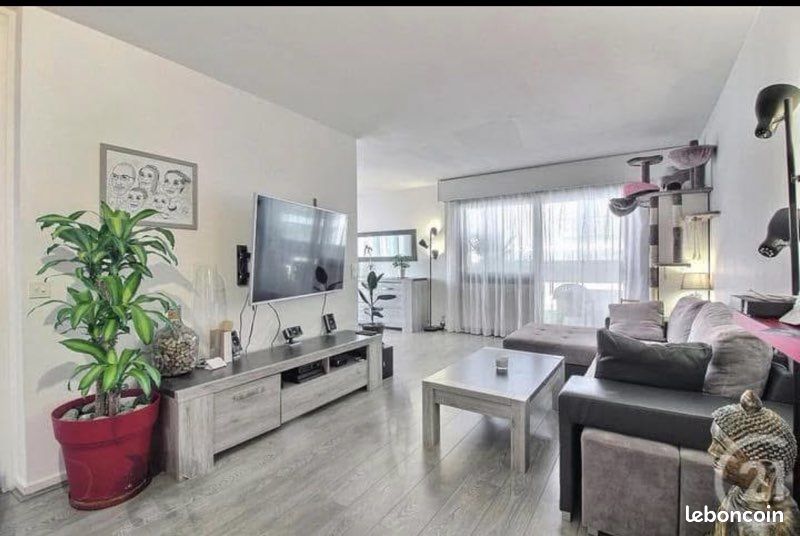 Appartement 5 pièces 98 m² · à Ambilly · 98 m² · 360 000 €