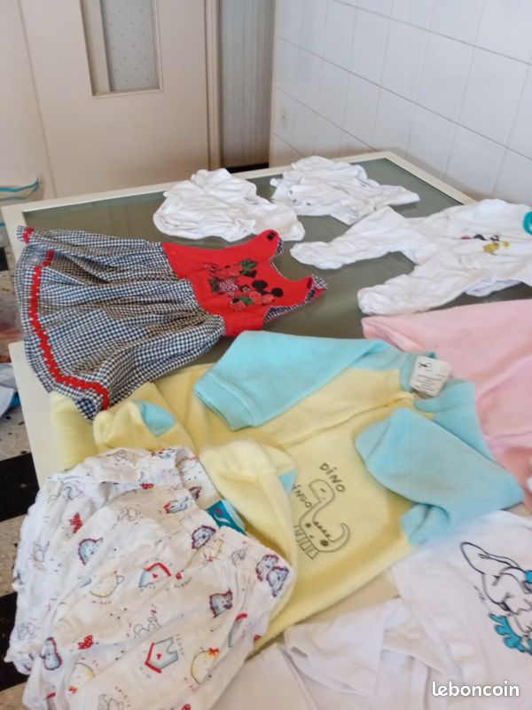 Lot de 17 articles un an fille (image 13)