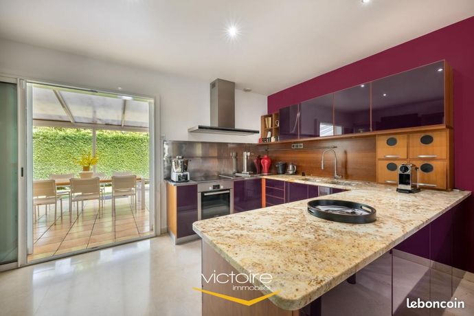 Maison 5 pièces 227 m² — 7