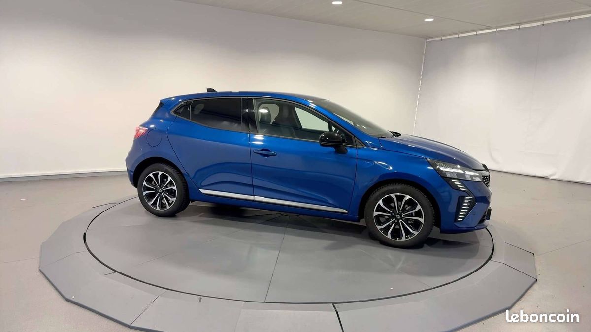 Renault clio tce 90 ch gsr2 esprit alpine (image 9)