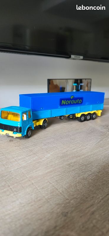 Majorette Vintage Renault Saviem PS30 Bâché custom Norauto Venez me ...
