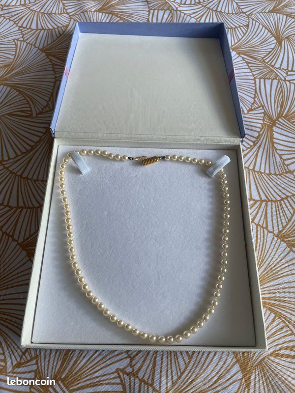 Collier perles de synthèse (image 2)