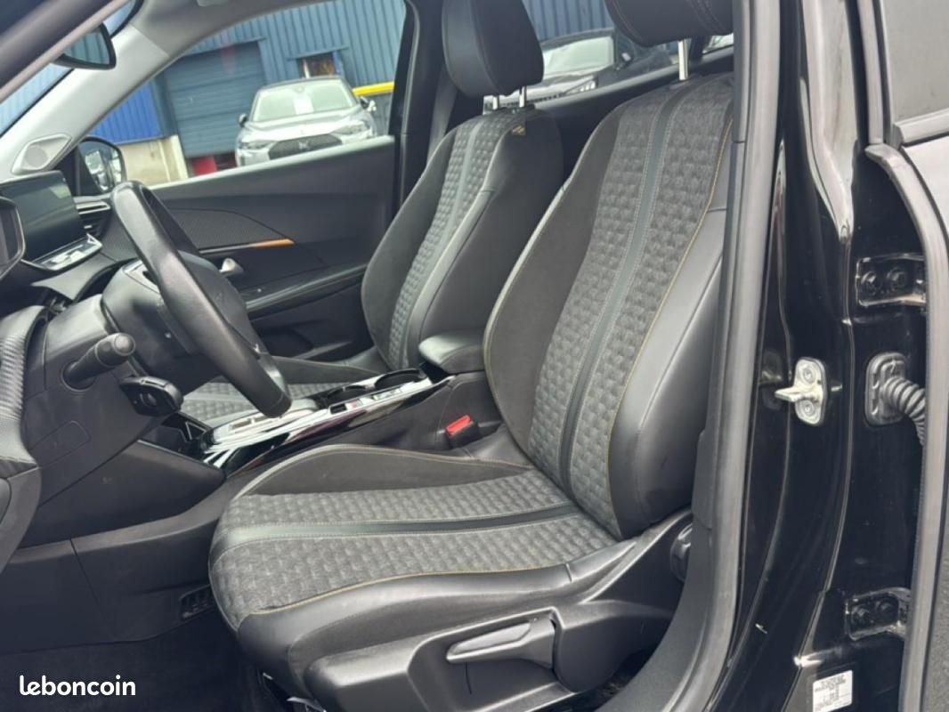 Peugeot 2008 ELECTRIQUE 136 ch Roadtrip (image 9)