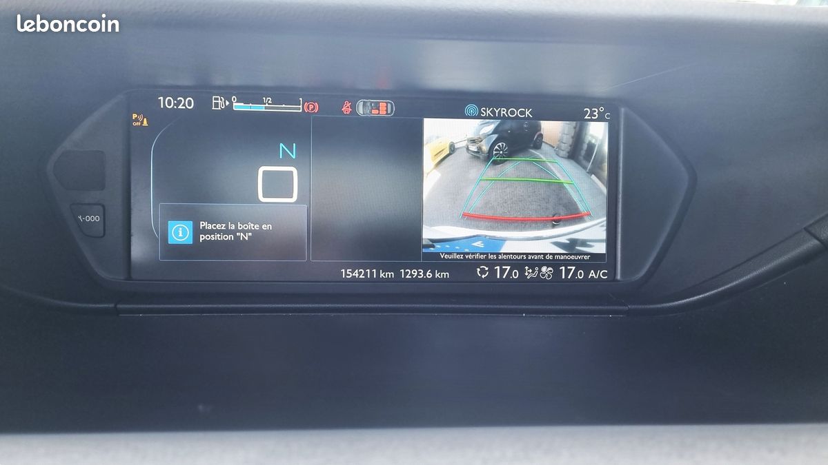 Citroen C4 PICASSO HDI 115CH EXCLUSIVE ETG6*TOIT PANORAMIQUE*ATTELAGE*PALETTE AU VOLANT*RADAR (image 18)