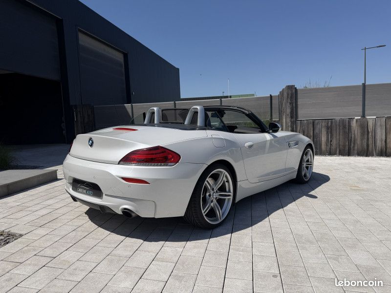 Bmw Z4 ROADSTER (E89) SDRIVE 35ISA 340CH M SPORT DKG - 1ERE MAIN - SUIVI - GARANTIE 12 MOIS (image 11)