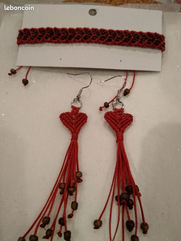 Ensemble bracelet et boucles d'oreilles (image 4)