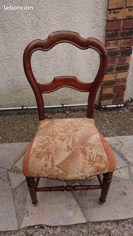 Lot de chaises anciennes (image 1)