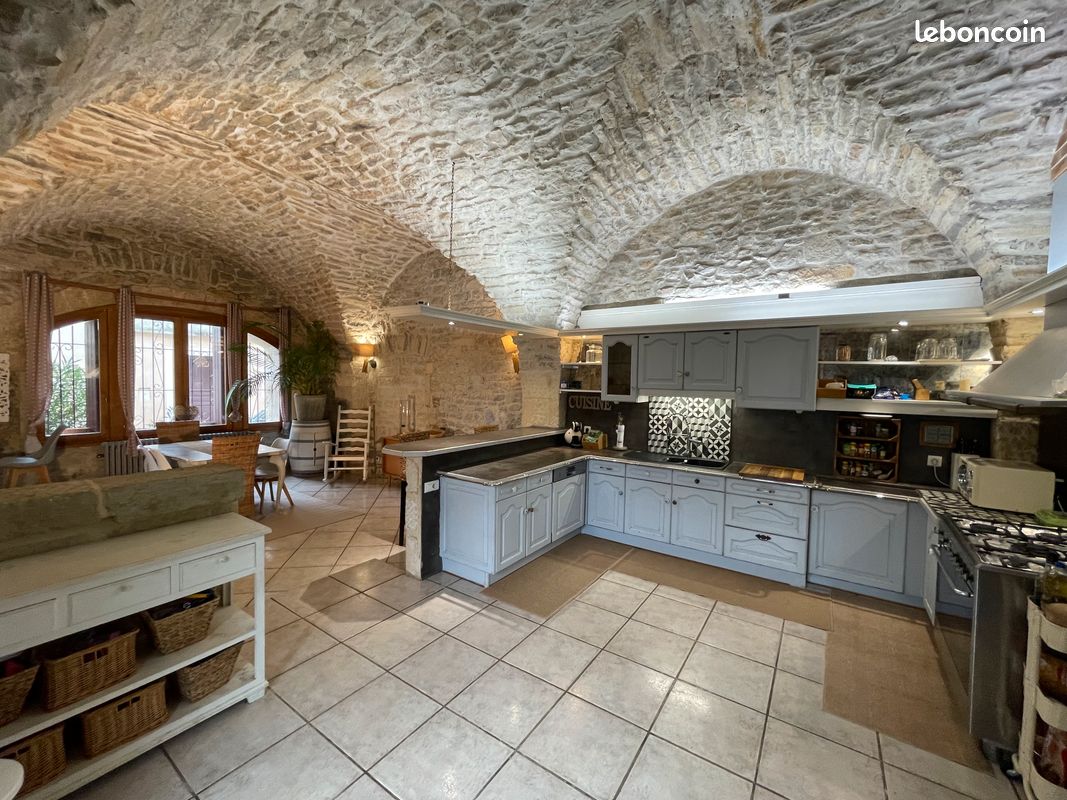 Maison 5 pièces 165 m² · à Caveirac · 165 m² · 279 500 €