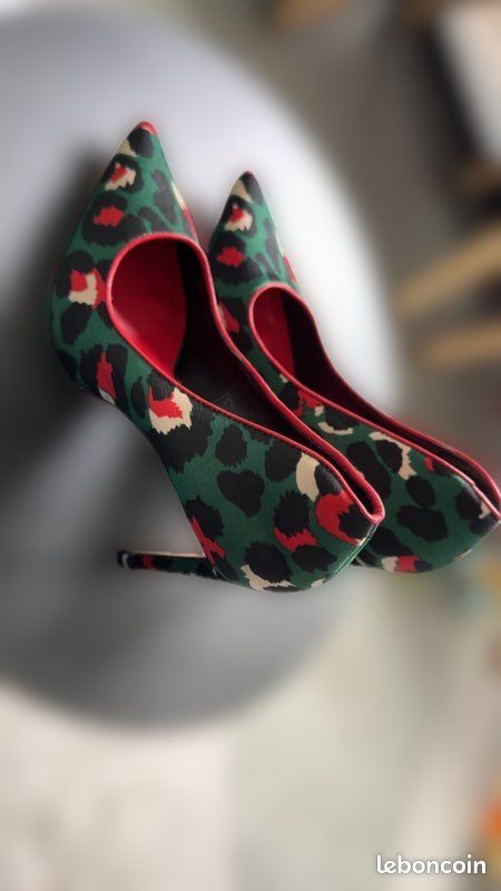 Escarpins Cosmoparis imprimé animal coloré – Taille 37 – Très bon état (image 1)