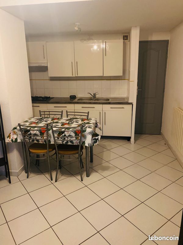 Appartement 1 pièce 27 m² · à Martigues · 27 m² · 670 €