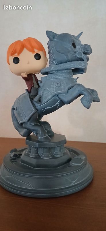 Funko pop 82 Ron sur pièce d'echec (image 1)
