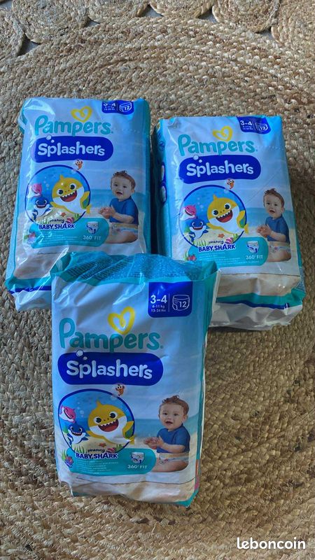 Neuf: 3 paquets de 12 couches Pampers 3-4 (6-11kg) Spashers édition baby Shark (image 1)
