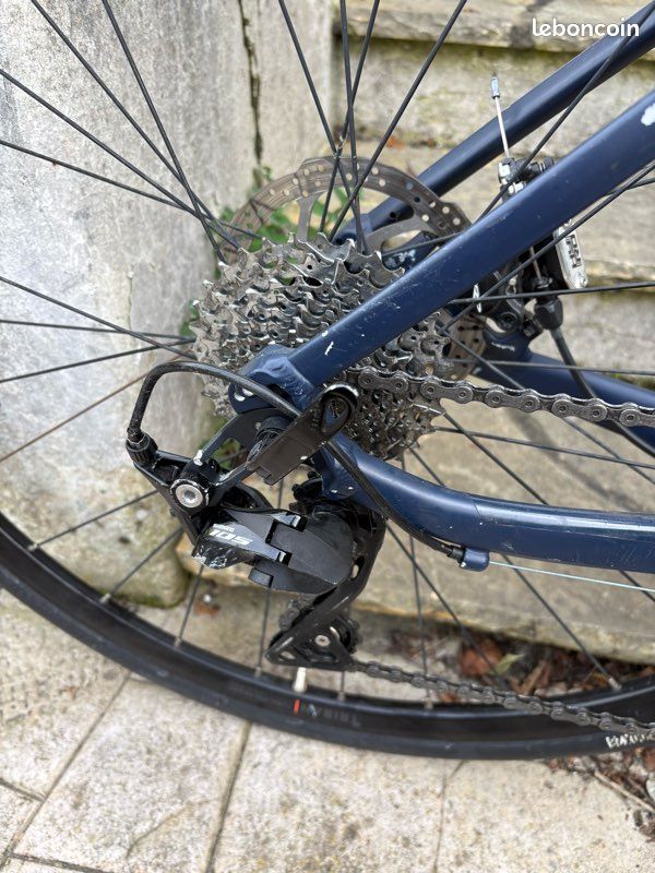Vélo Route Triban RC520 (image 8)