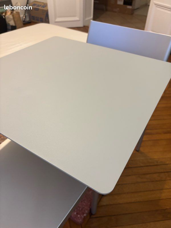 Table Carrée HAY – Modèle Terrazzo par Daniel Enoksson – Excellent État (image 4)