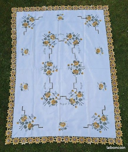 Nappe rectangulaire (motif fleurs) (image 2)