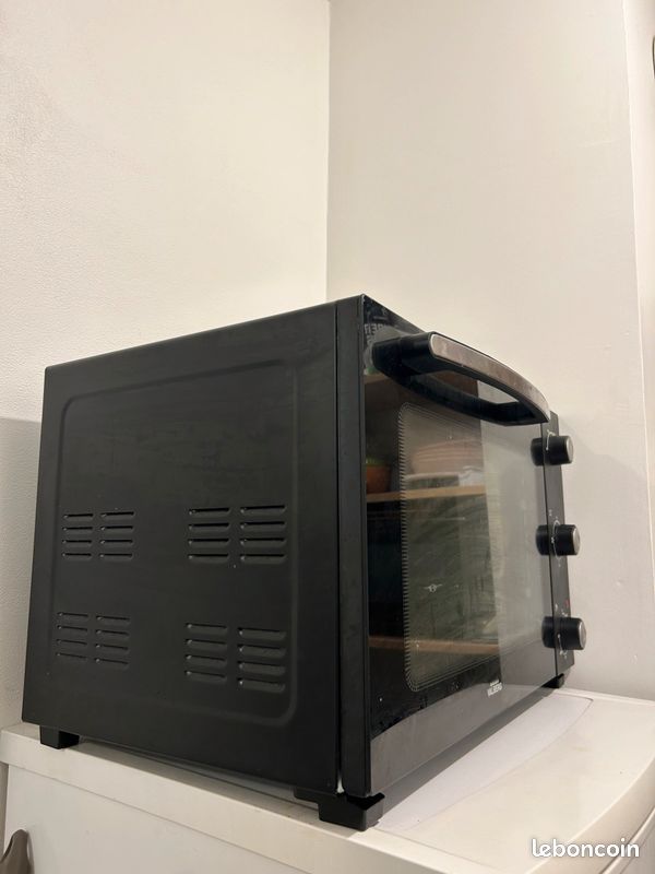 Four posable (image 6)
