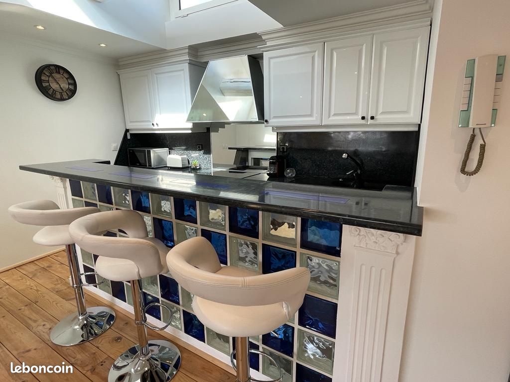 2 pièces 44 m² en plein centre Cannes à 2 mn à pied de la mer et du palais des festival (image 17)