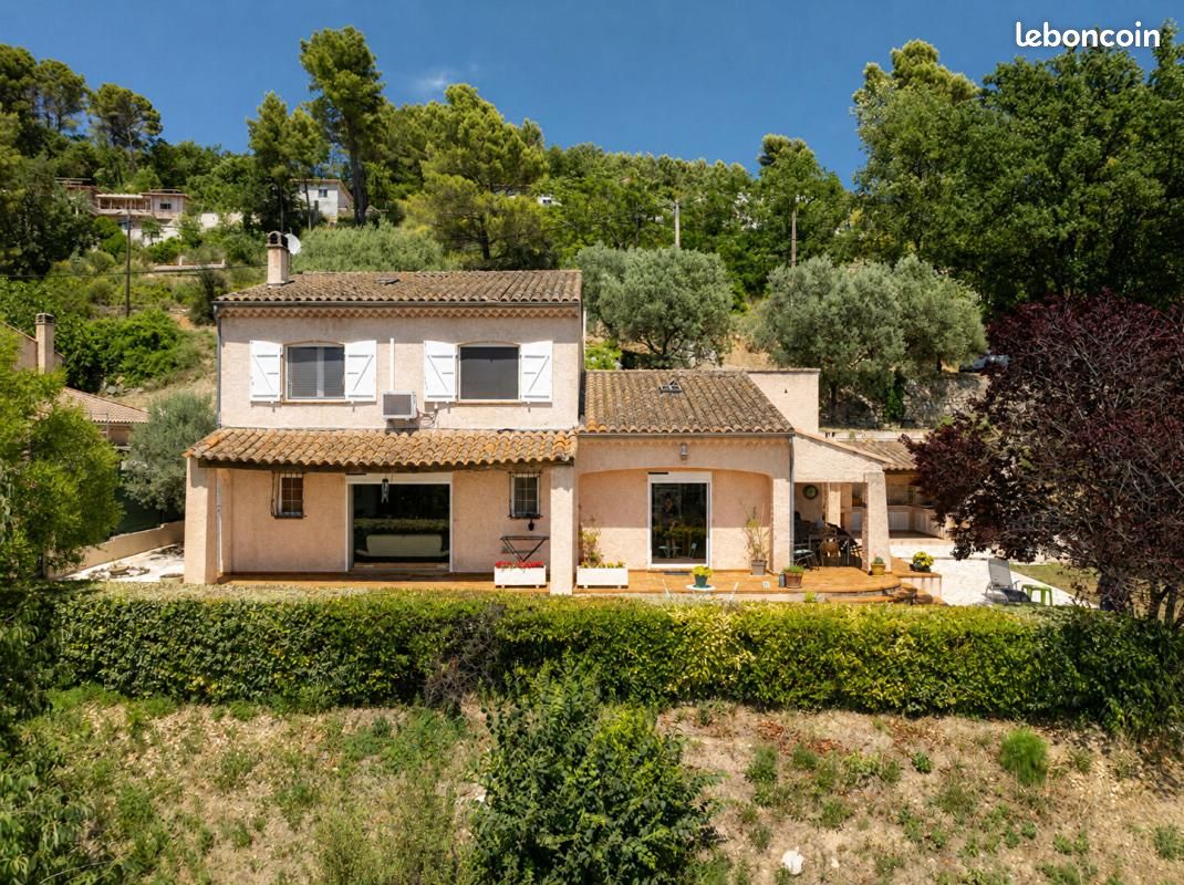 Maison 4 pièces 157 m² · à Draguignan · 157 m² · 450 000 €