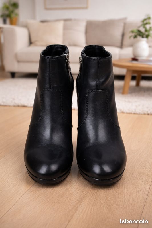 Bottes Rockport En Cuir Noir Taille 8.5M - Style Cheville, Bout Carré, Talon Moyen - Occasion En Très Bon état