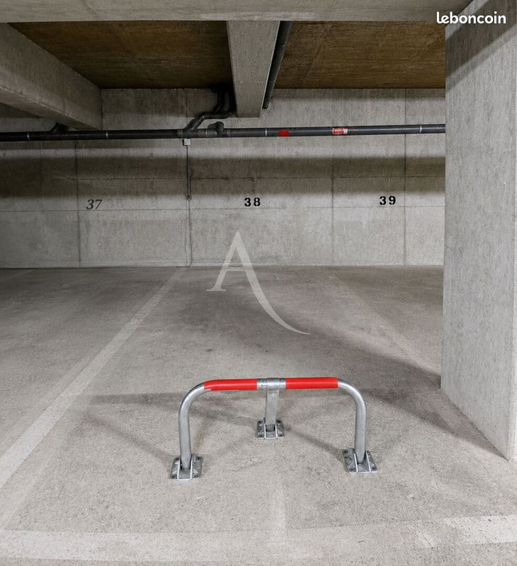 Local commercial 1 pièce 11 m² · à Lagny-sur-Marne · 11 m² · 20 900 €