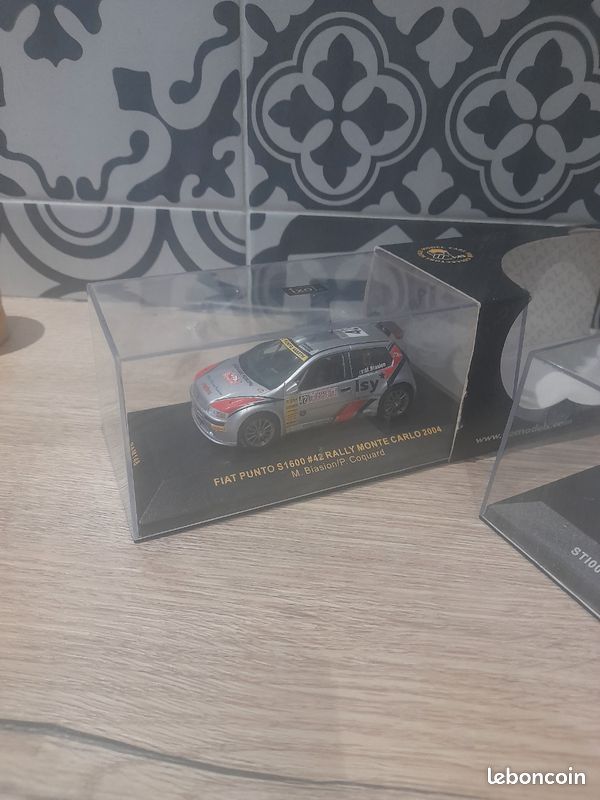 Miniature FIAT PUNTO S1600 Rallye De Monte-Carlo 2003 - Échelle 1/43 Par IXO - Occasion
