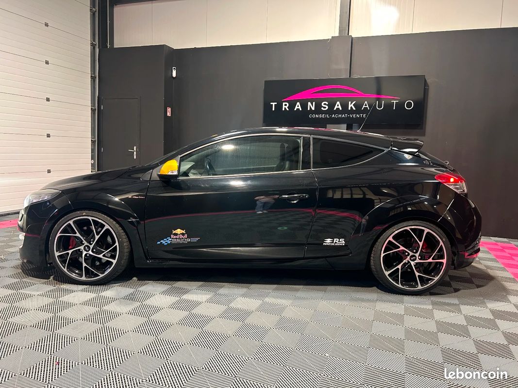 RENAULT MEGANE III COUPE RS MOTEUR ET BOITE REFAIT A NEUF 2.0 16V 265 Red Bull Racing RB7 S&S (image 2)