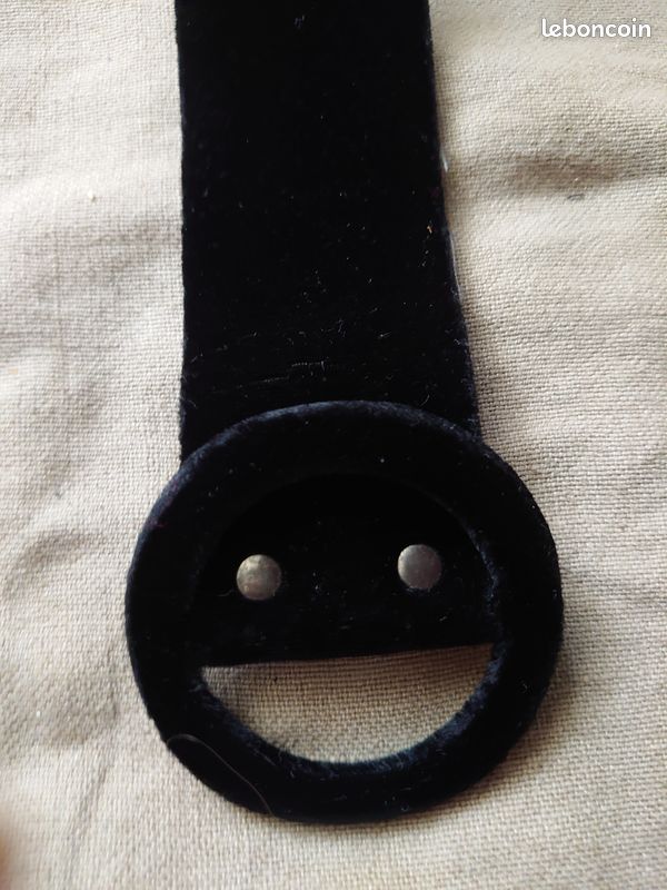 Ceinture ancienne en velours noir à boucle ronde en velours (image 20)