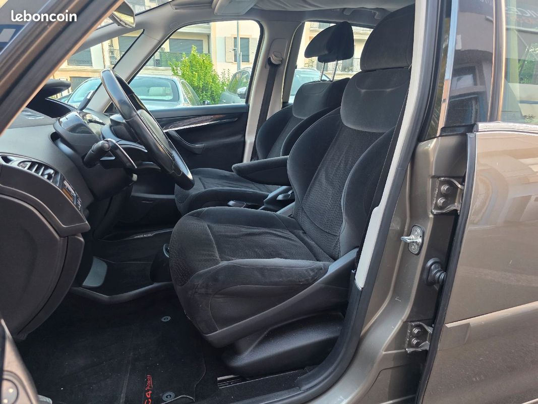 Citroën C4 Picasso 2.0 HDI 138 PACK AMBIANCE BMP6 (image 6)
